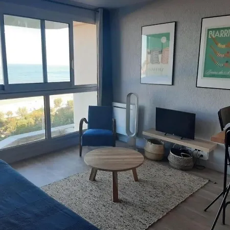 Biarritz, 1 Piece, 2 Personnes - Fr-1-239-582
